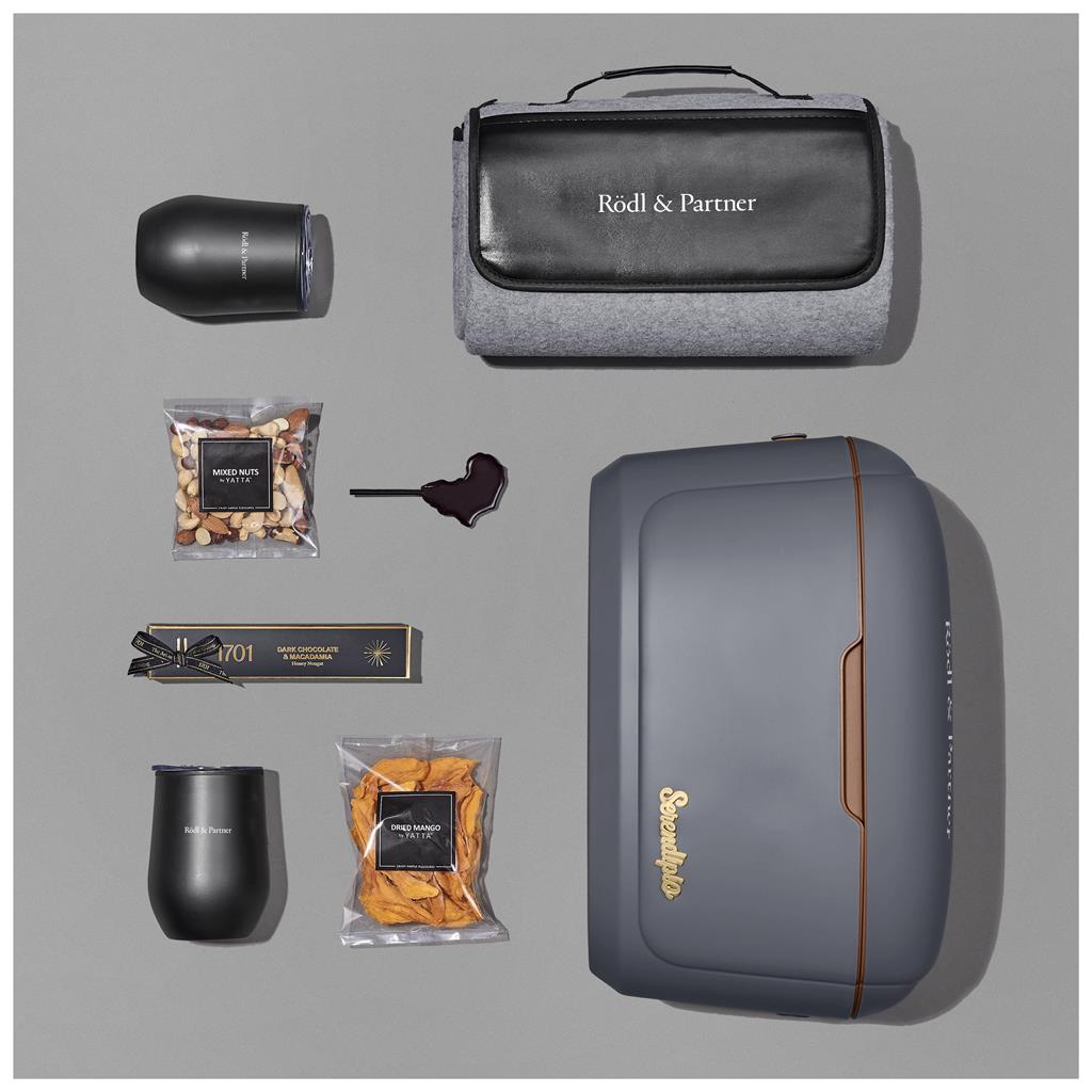 Lavish Leisure Hamper - Premium Hampers,Outdoor Hampers