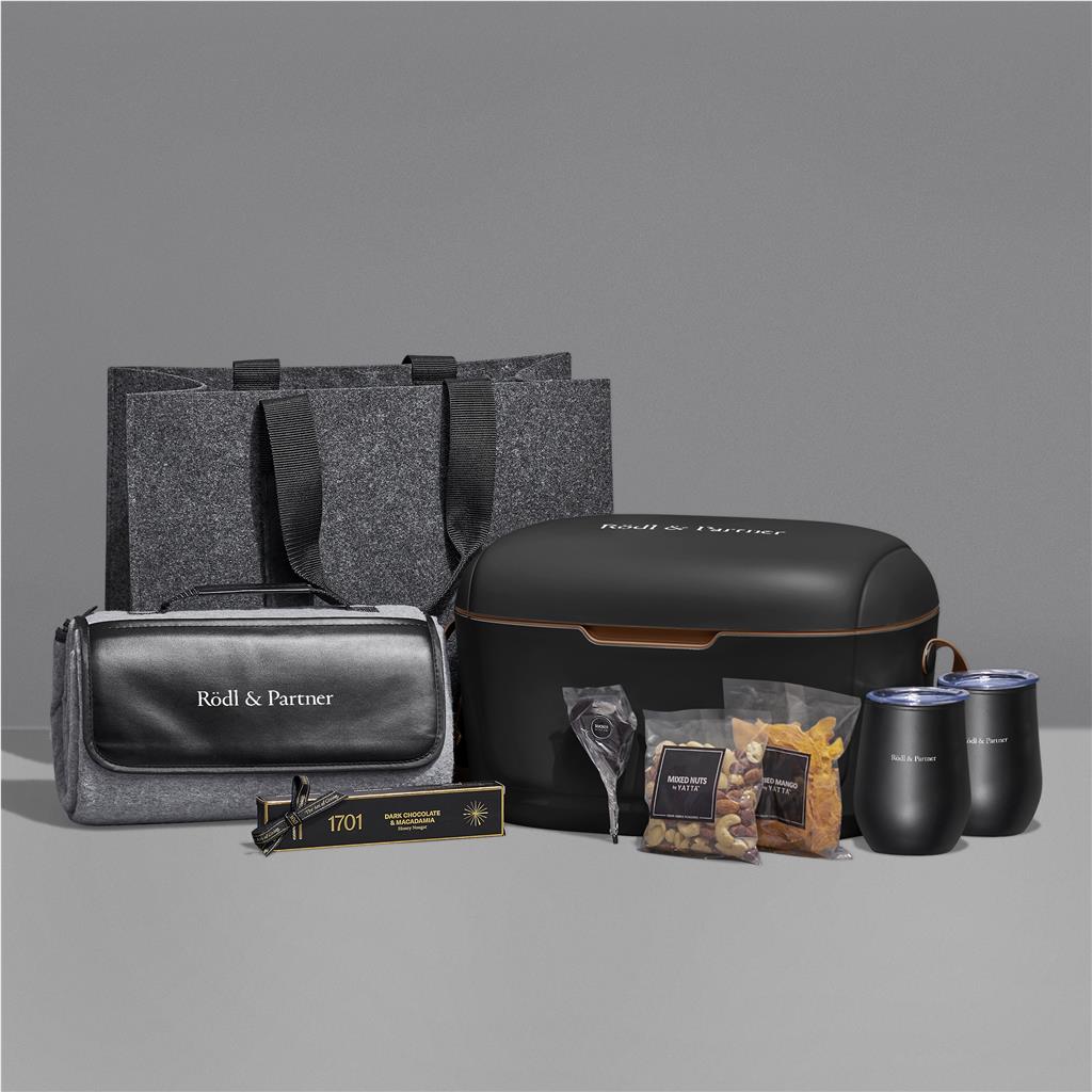 Lavish Leisure Hamper - Premium Hampers,Outdoor Hampers